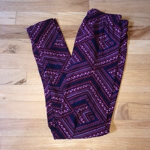 Women’s One Size Hot Kiss Pattern Fashion Leggings